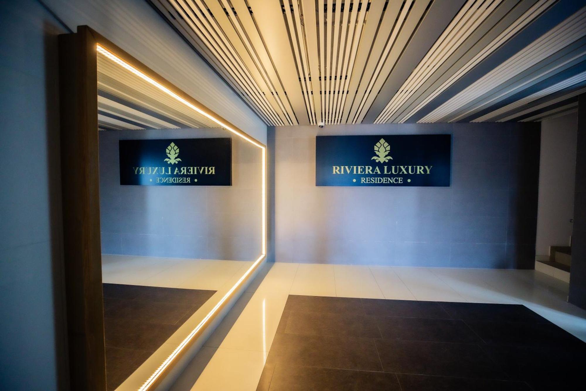 Red Hotel Riviera Suite&Lake คลูจ-นาโปกา ภายนอก รูปภาพ
